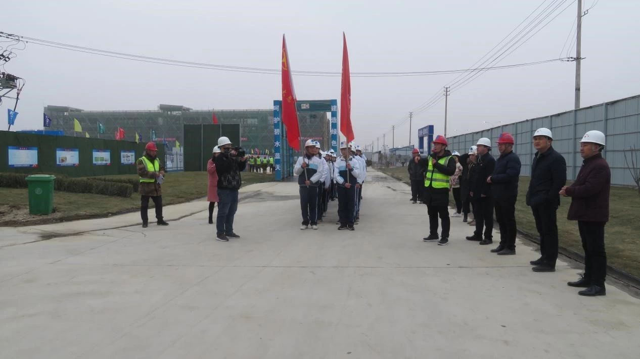 情系建設(shè)者，寒冬送溫暖